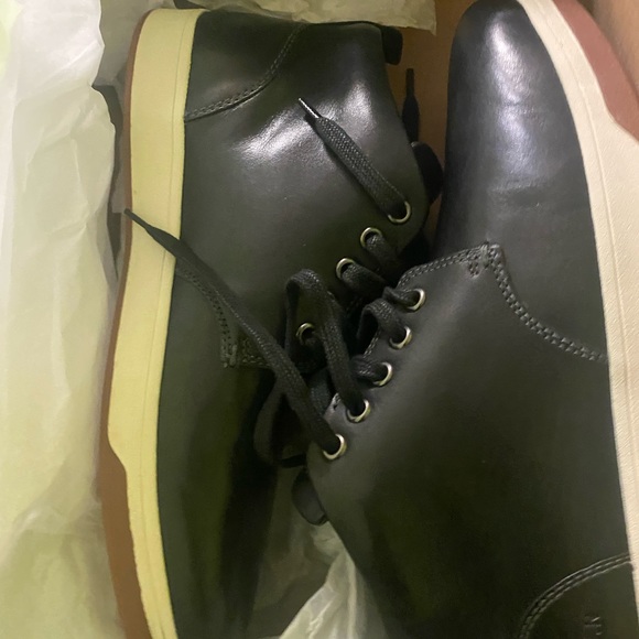 Men shoes - Picture 1 of 4